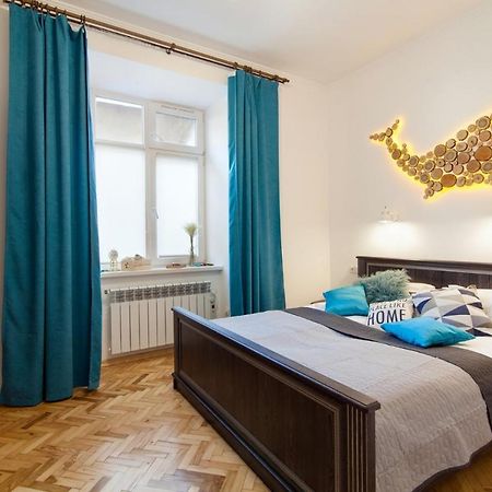 Apartment On Krakivska Street Львов Экстерьер фото
