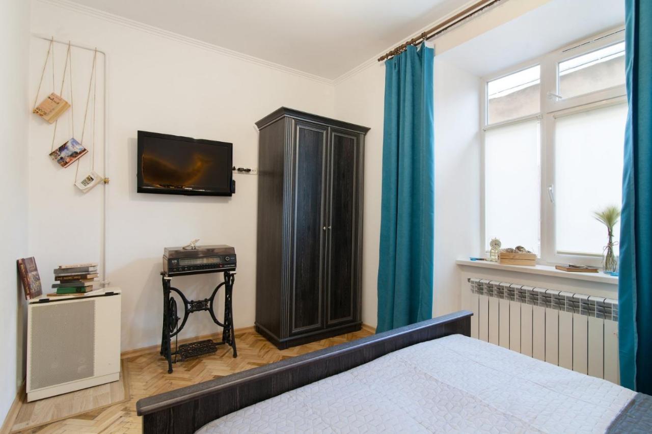 Apartment On Krakivska Street Львов Экстерьер фото