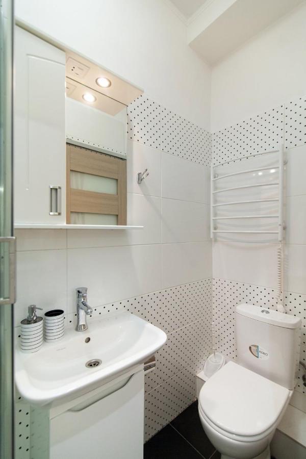 Apartment On Krakivska Street Львов Экстерьер фото